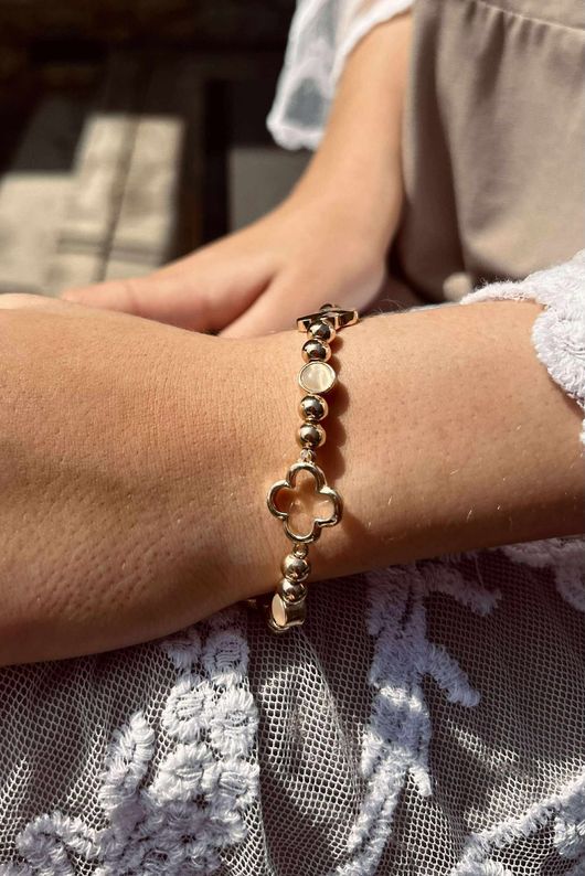 Laundry B Free Spirit Stretch Stacker Bracelet Clover and Moon Stone Gold /4